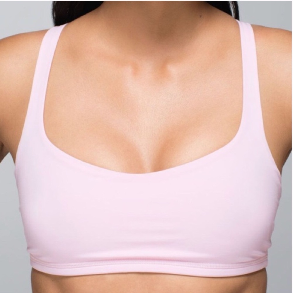 Lululemon ‘Free-to-Be bra’